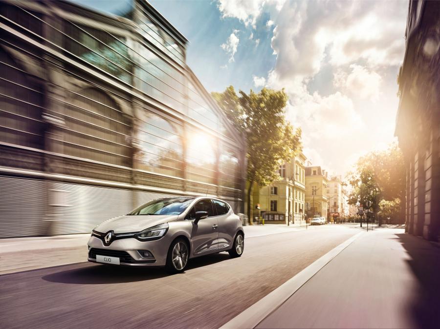 Renault Clio 2016 года  (фото 72 из 80)